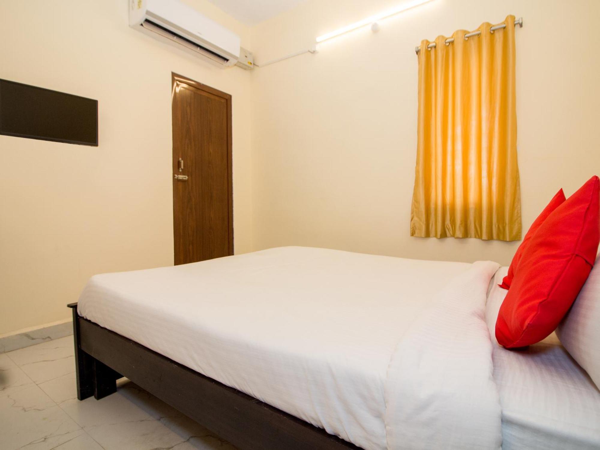 Pearl Suites, Tirupati Esterno foto