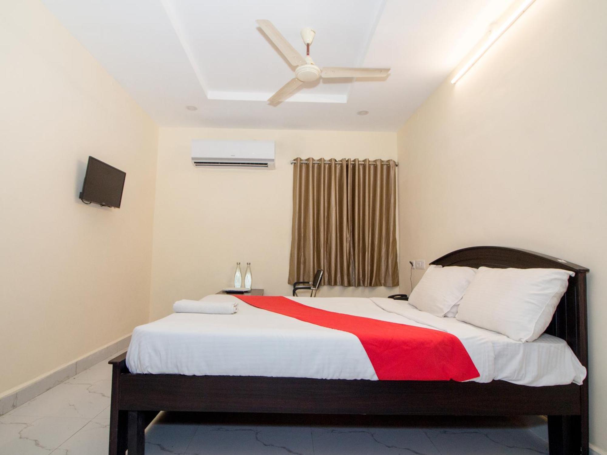 Pearl Suites, Tirupati Esterno foto