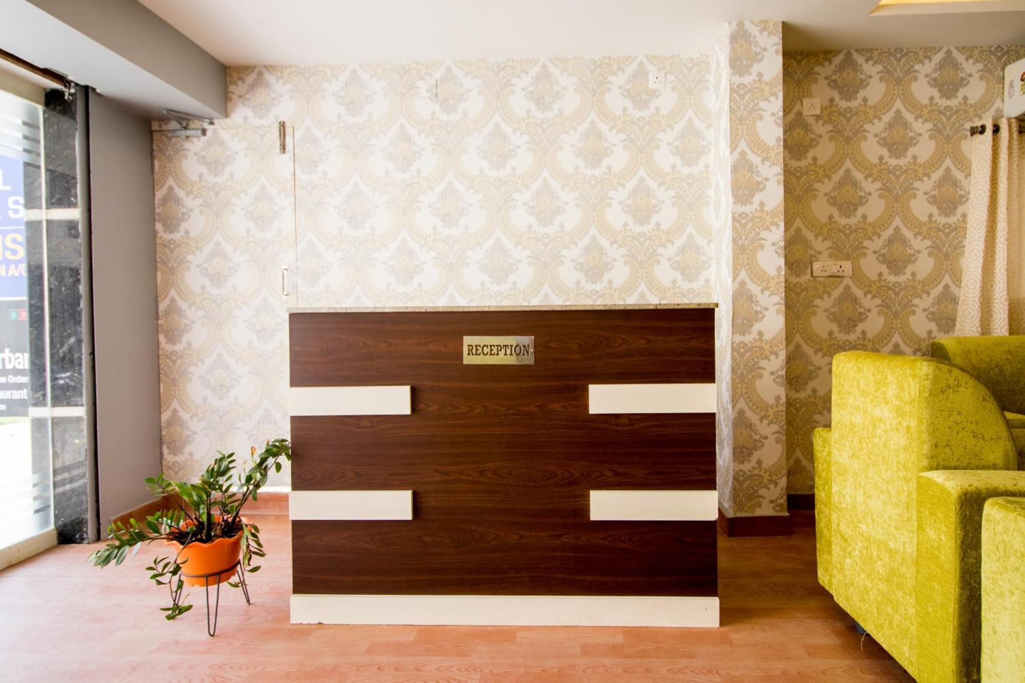 Pearl Suites, Tirupati Esterno foto